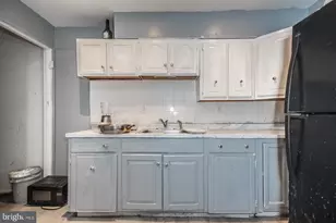 2340 N Van Pelt St, Philadelphia, PA 19132 - Photo 16
