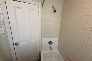 2554 N Bouvier St, Philadelphia, PA 19132 - Photo 4