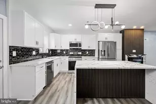 1029 S 54th St, Philadelphia, PA 19143 - Photo 10