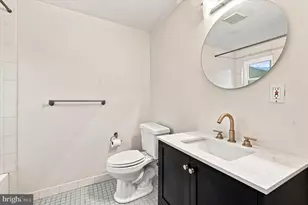 1136 N 3rd St, Philadelphia, PA 19123 - Photo 18