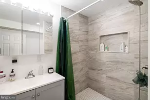 1219 Montrose St, Philadelphia, PA 19147 - Photo 12