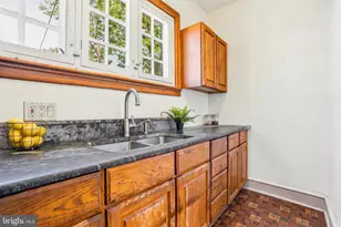 5330 N Sydenham St, Philadelphia, PA 19141 - Photo 20