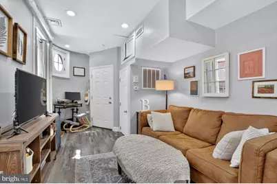 927 Clinton Street #2R, Philadelphia, PA 19107 - Photo 2