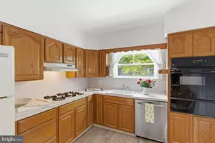 3226 W Penn St, Philadelphia, PA 19129 - Photo 24