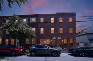 2336 Aspen St, Philadelphia, PA 19130 - Photo 2