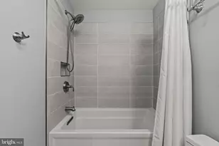 1903 Spruce St, Philadelphia, PA 19103 - Photo 24