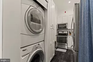 1903 Spruce St, Philadelphia, PA 19103 - Photo 14