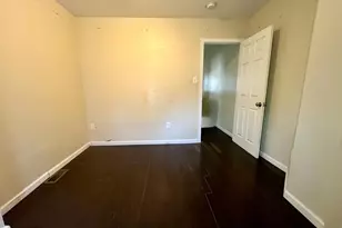 7275 Saybrook Ave, Philadelphia, PA 19142 - Photo 10
