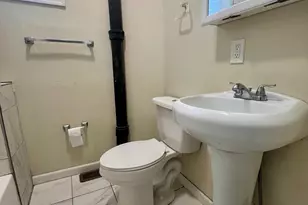 7275 Saybrook Ave, Philadelphia, PA 19142 - Photo 14