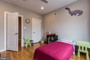 2445 Coral St, Philadelphia, PA 19125 - Photo 18