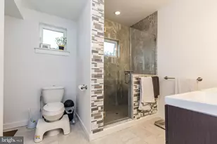 2445 Coral St, Philadelphia, PA 19125 - Photo 24