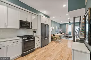 2932 Nicholas St, Philadelphia, PA 19121 - Photo 10