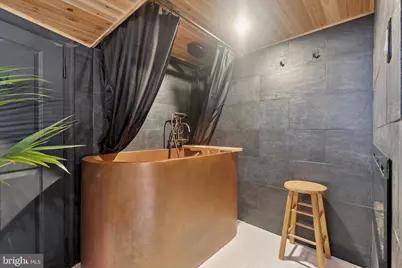1522 Brown Street #1, Philadelphia, PA 19130 - Photo 18