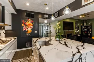 122 New St, Philadelphia, PA 19106 - Photo 4