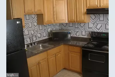 2010 W Oxford Street, Philadelphia, PA 19121 - Photo 6