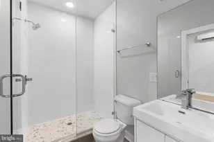 257 N 3rd St, Philadelphia, PA 19106 - Photo 10