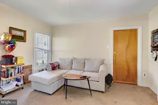 350 Green Ln, Philadelphia, PA 19128 - Photo 2