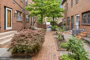 520 Lombard St, Philadelphia, PA 19147 - Photo 4