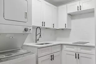 1225 Spruce St, Philadelphia, PA 19107 - Photo 6