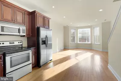 2005 Carpenter Street #A, Philadelphia, PA 19146 - Photo 2