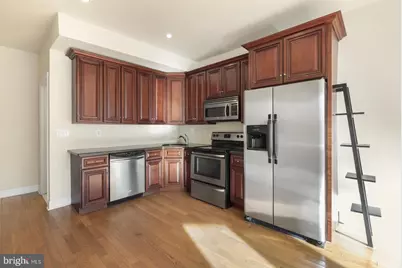 2005 Carpenter Street #A, Philadelphia, PA 19146 - Photo 4