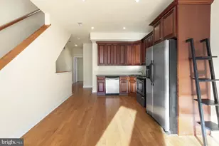 2005 Carpenter St, Philadelphia, PA 19146 - Photo 6