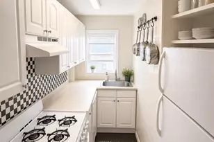 557 N 16th St, Philadelphia, PA 19130 - Photo 6