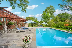 326 W Allens Ln, Philadelphia, PA 19119 - Photo 4