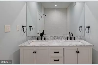726 S Randolph Street, Philadelphia, PA 19147 - Photo 18
