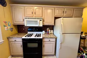 2121 Lardner St, Philadelphia, PA 19149 - Photo 8