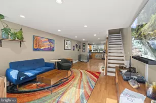 1524 S Iseminger St, Philadelphia, PA 19147 - Photo 2