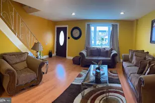 8730 Gillespie St, Philadelphia, PA 19136 - Photo 2
