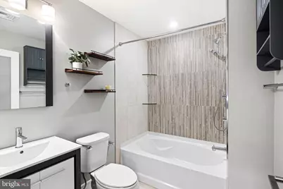 1004 S 17th Street #A, Philadelphia, PA 19146 - Photo 24
