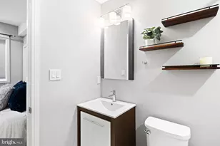 1004 S 17th St, Philadelphia, PA 19146 - Photo 20