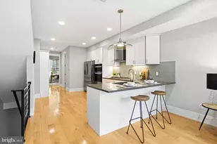 1004 S 17th St, Philadelphia, PA 19146 - Photo 6