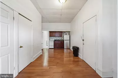 2224 S Broad Street #1ST FL FRONT, Philadelphia, PA 19145 - Photo 2