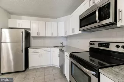 241 S 6th Street #1206C, Philadelphia, PA 19106 - Photo 4