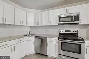 241 S 6th St, Philadelphia, PA 19106 - Photo 6