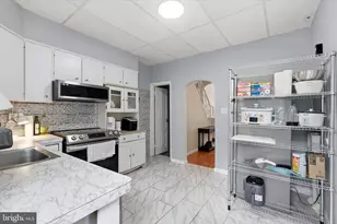2241 S Carlisle St, Philadelphia, PA 19145 - Photo 10