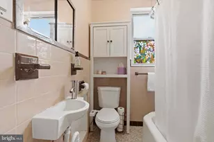 2241 S Carlisle St, Philadelphia, PA 19145 - Photo 16