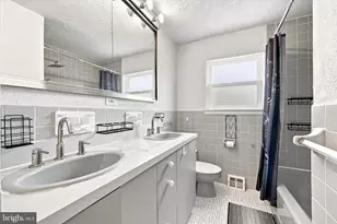 9029 Brous Ave, Philadelphia, PA 19152 - Photo 10