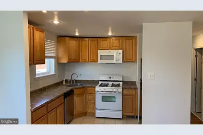 9403 Lansford Street, Philadelphia, PA 19114 - Photo 2