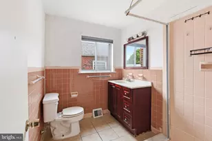 2217 Hoffnagle St, Philadelphia, PA 19152 - Photo 22