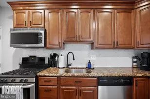 259 Lauriston St, Philadelphia, PA 19128 - Photo 10