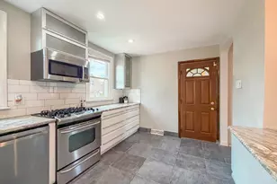 2723 Solly Ave, Philadelphia, PA 19152 - Photo 10