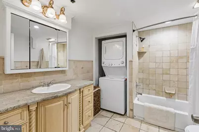 627 N 18th Street #104, Philadelphia, PA 19130 - Photo 18