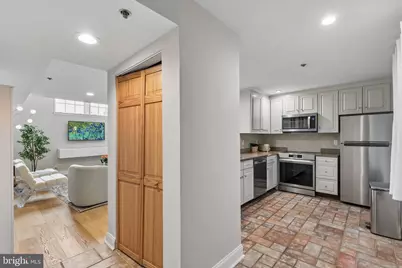 627 N 18th Street #104, Philadelphia, PA 19130 - Photo 6