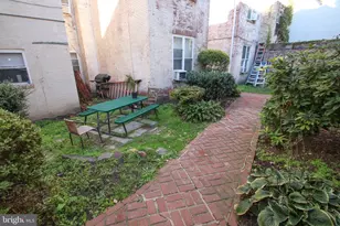 1612 Pine, Philadelphia, PA 19103 - Photo 16