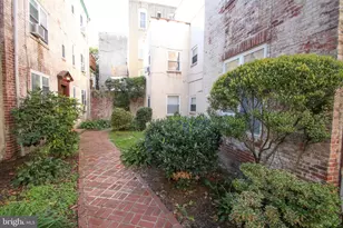 1612 Pine, Philadelphia, PA 19103 - Photo 14