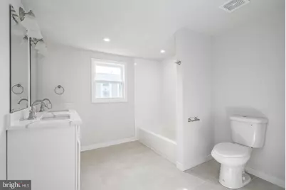 438 Dudley Street, Philadelphia, PA 19148 - Photo 8